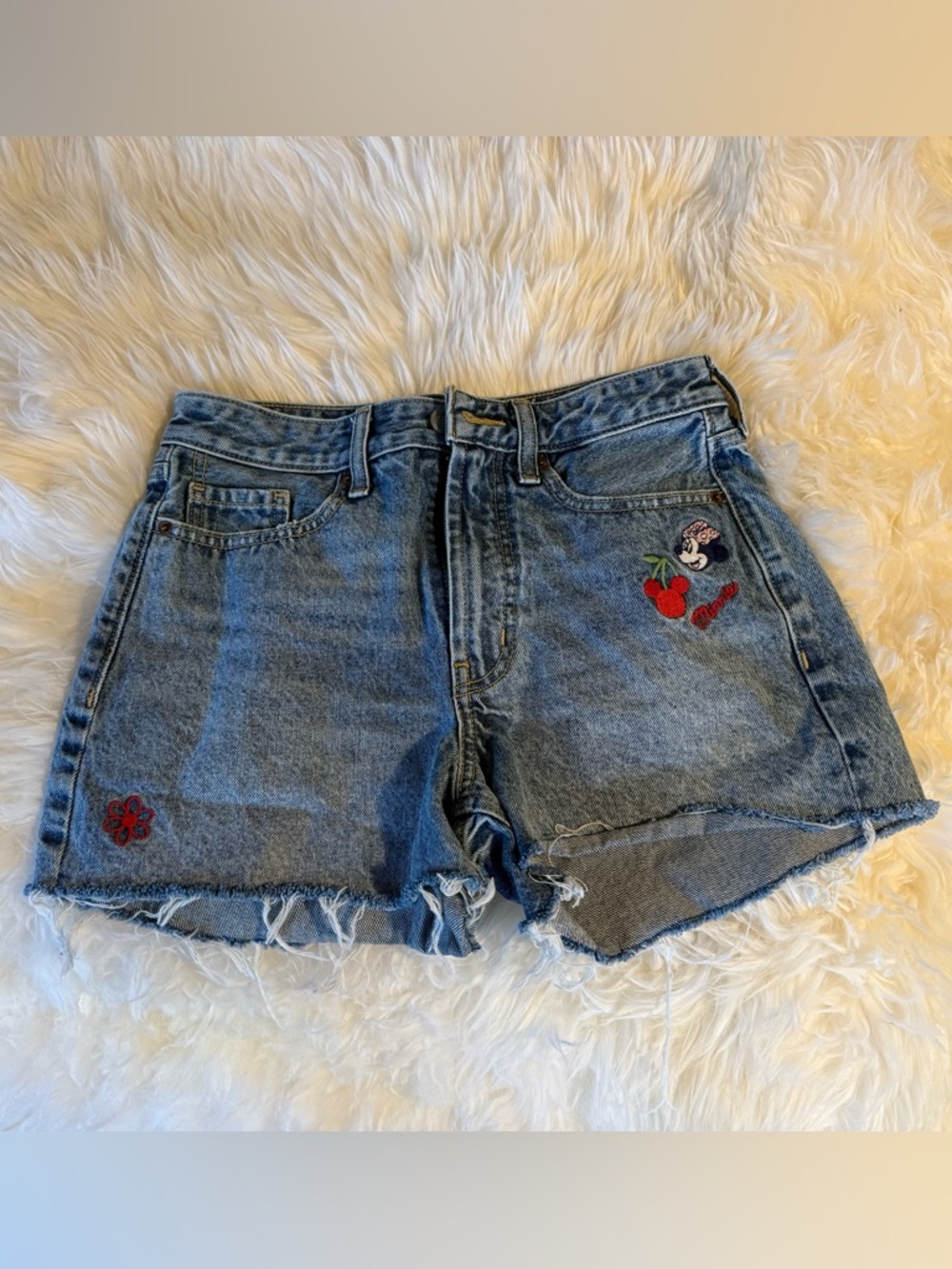 Old Navy Disney Minnie Mouse Embroidered Denim Shorts